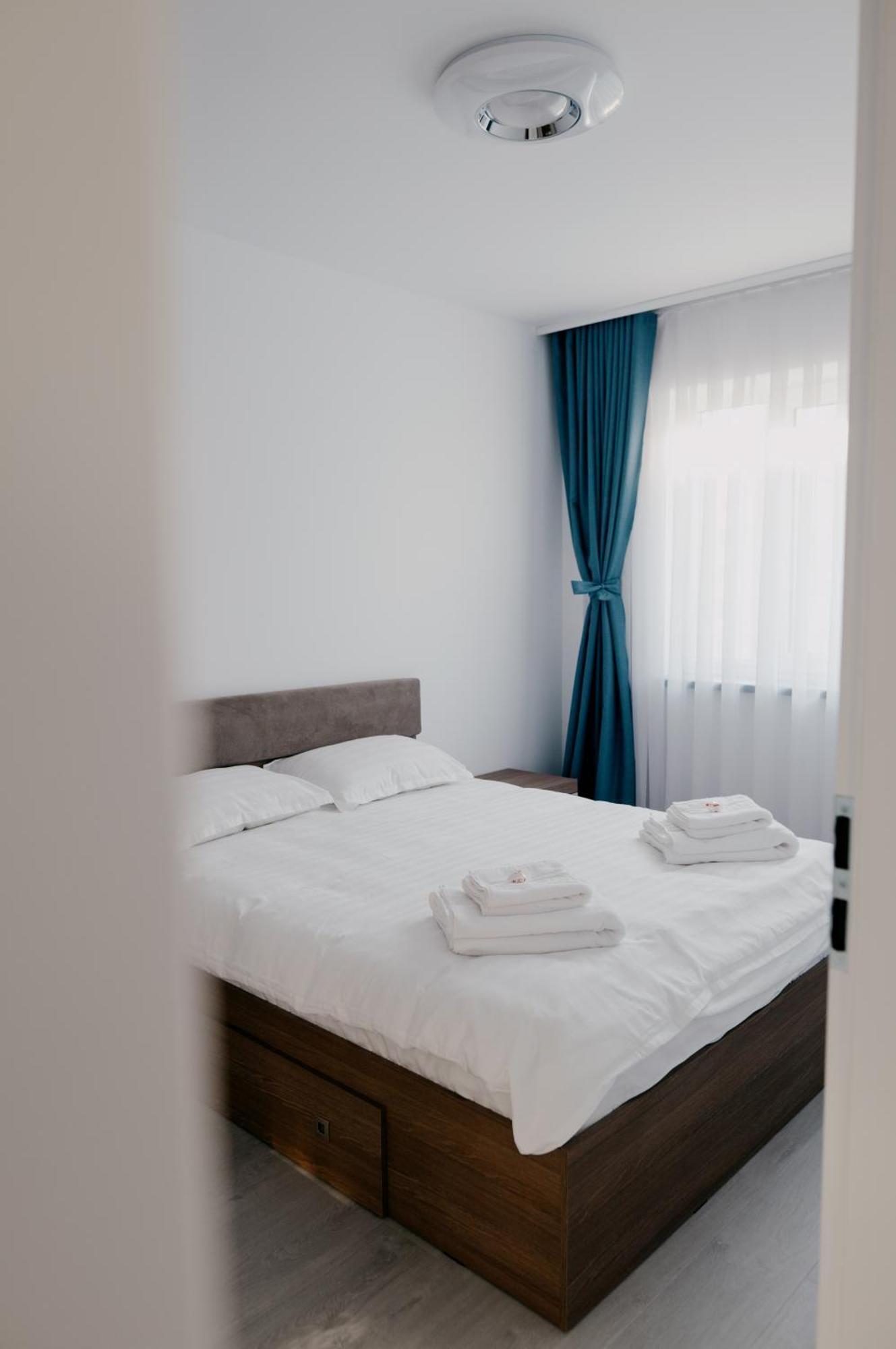 Royal Blue Property Oradea Zewnętrze zdjęcie